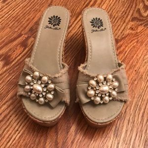 Yellow Box women’s wedges